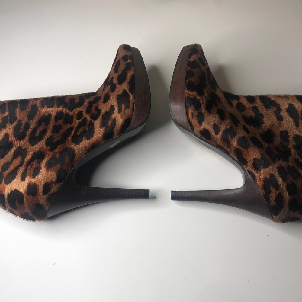 Steve Madden Leopard Print Booties Item#90 - image 5
